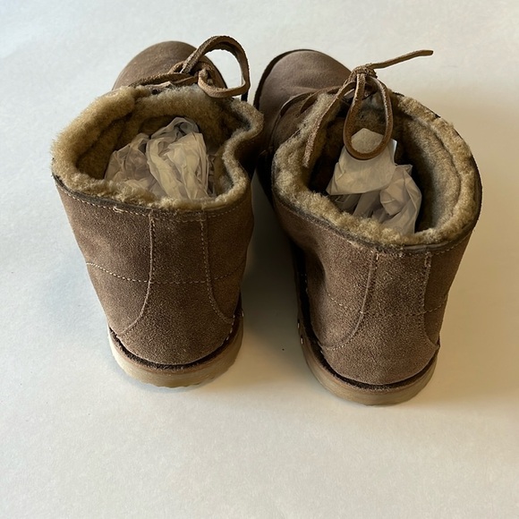 BEEK Penguin Genuine Shearling Lined Chukka Boot In Pecan - Women’s 11 - Picture 2 of 12